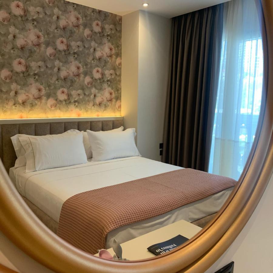 Iliad Hotel